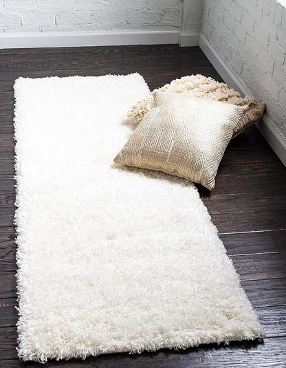 Unique Loom Solid Shag Collection Area Rug (2' 2" x 6' 7" Runner, Snow White)