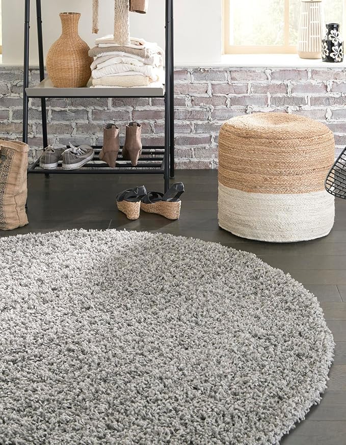 Unique Loom Solid Shag Collection Area Rug (3' 3" Round, Cloud Gray)