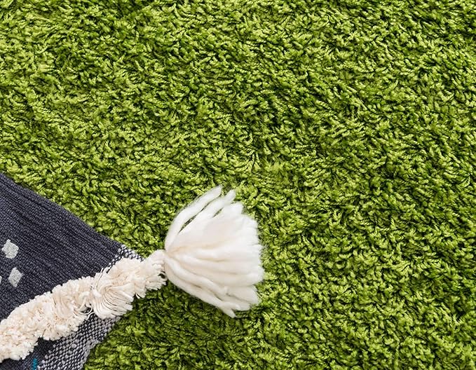 Unique Loom Solid Shag Collection Area Rug (9' x 12' Rectangle, Grass Green)