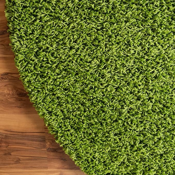 Unique Loom Solid Shag Collection Area Rug (8' x 10' Oval, Grass Green)