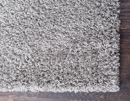 Unique Loom Solid Shag Collection Area Rug (2' 2" x 3' 1" Rectangle, Cloud Gray)