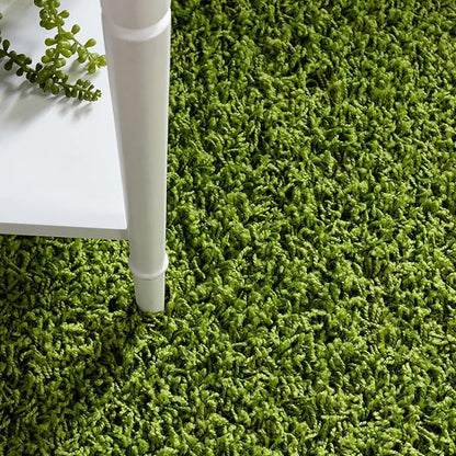 Unique Loom Solid Shag Collection Area Rug (3' 3" x 5' 3" Oval, Grass Green)