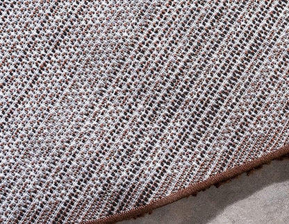Unique Loom Solid Shag Collection Area Rug (8' Round, Chocolate Brown)