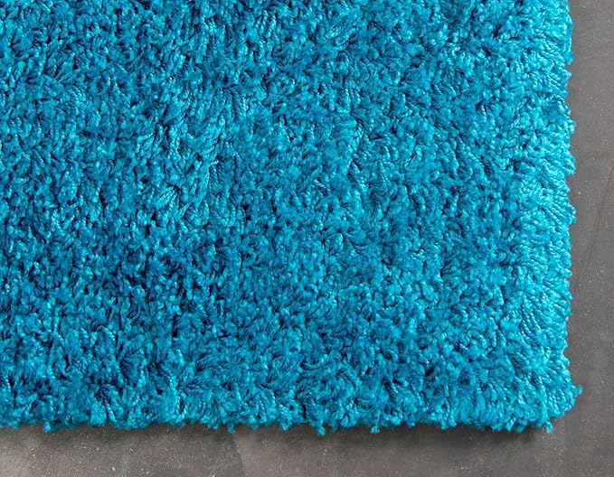 Unique Loom Solid Shag Collection Area Rug (6' 1" x 9' Rectangle, Turquoise)