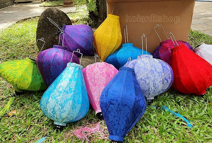 Wedding Lanterns Bulk Vietnamese Silk Lanterns 16'' for Christmas Decoration New Year Decor Garden Party Decoration (Set 50 pcs)