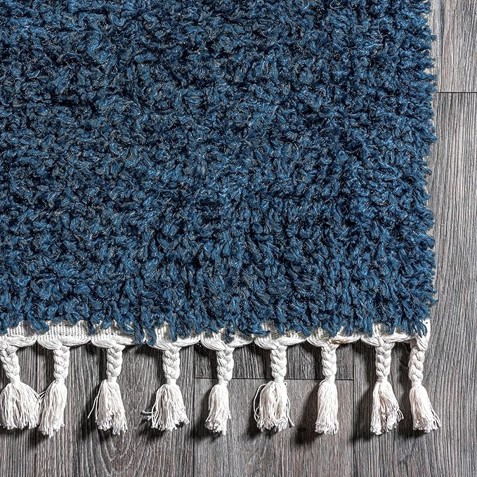 nuLOOM Neva Solid 2x6 Runner Shag Rug for Living Room Bedroom Dining Room Nursery Entryway Hallway, Navy/Ivory