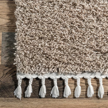 NULOOM Neva Modern Tasseled Shag Area Rug, 8' Square, Beige